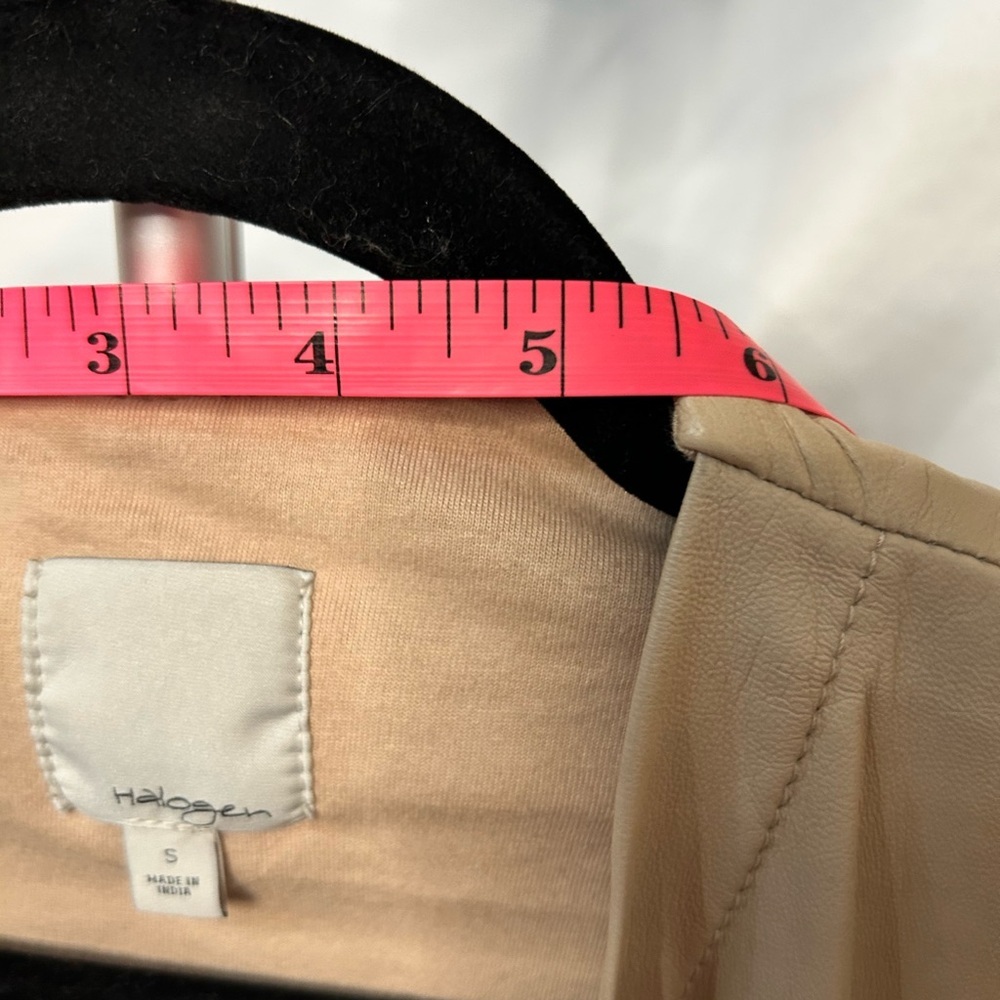 Elegant Halogen genuine leather jacket in a beautiful nude neutral tone 🤍 - Picture 10 of 11